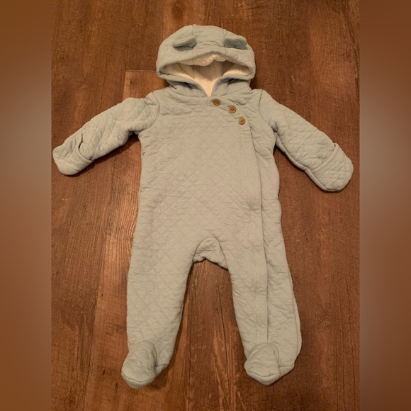 Carter’s 9 months Blue quilted zip-up snow suit/winter outerwear - Picture 1 of 8